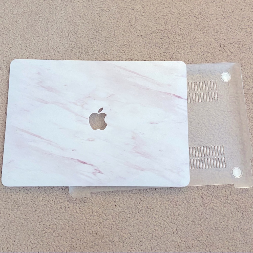 12x8.5 MacBook Air shell case - Picture 1 of 5